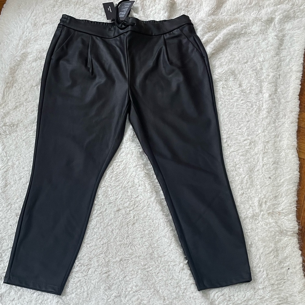 Vero Moda women faux leather Charcoal Joggers